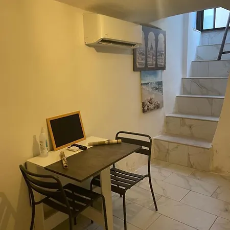 Mory&clary Cave Palese Airport Panzió *