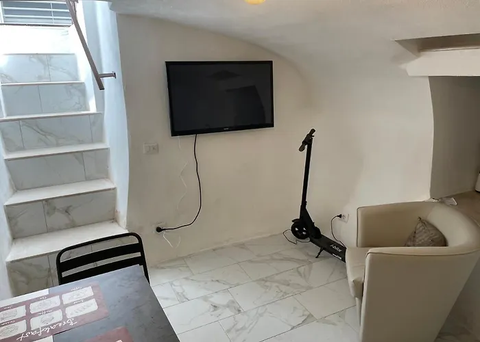 Mory&clary Cave Palese Airport B&B *